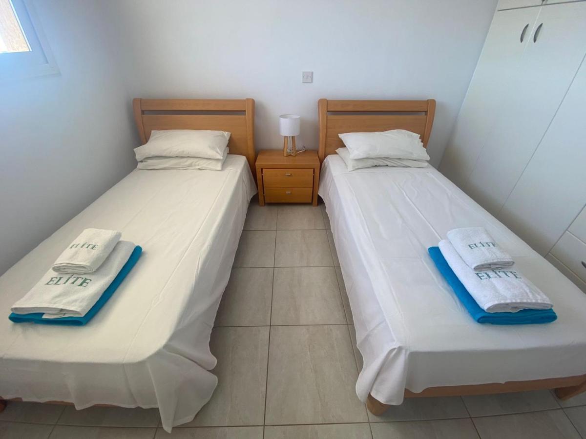 Royal-Seacrest Paphos-Center Vip 아파트 외부 사진