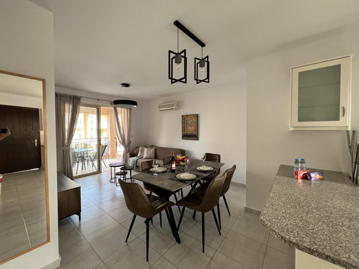 Royal-Seacrest Paphos-Center Vip 아파트 외부 사진