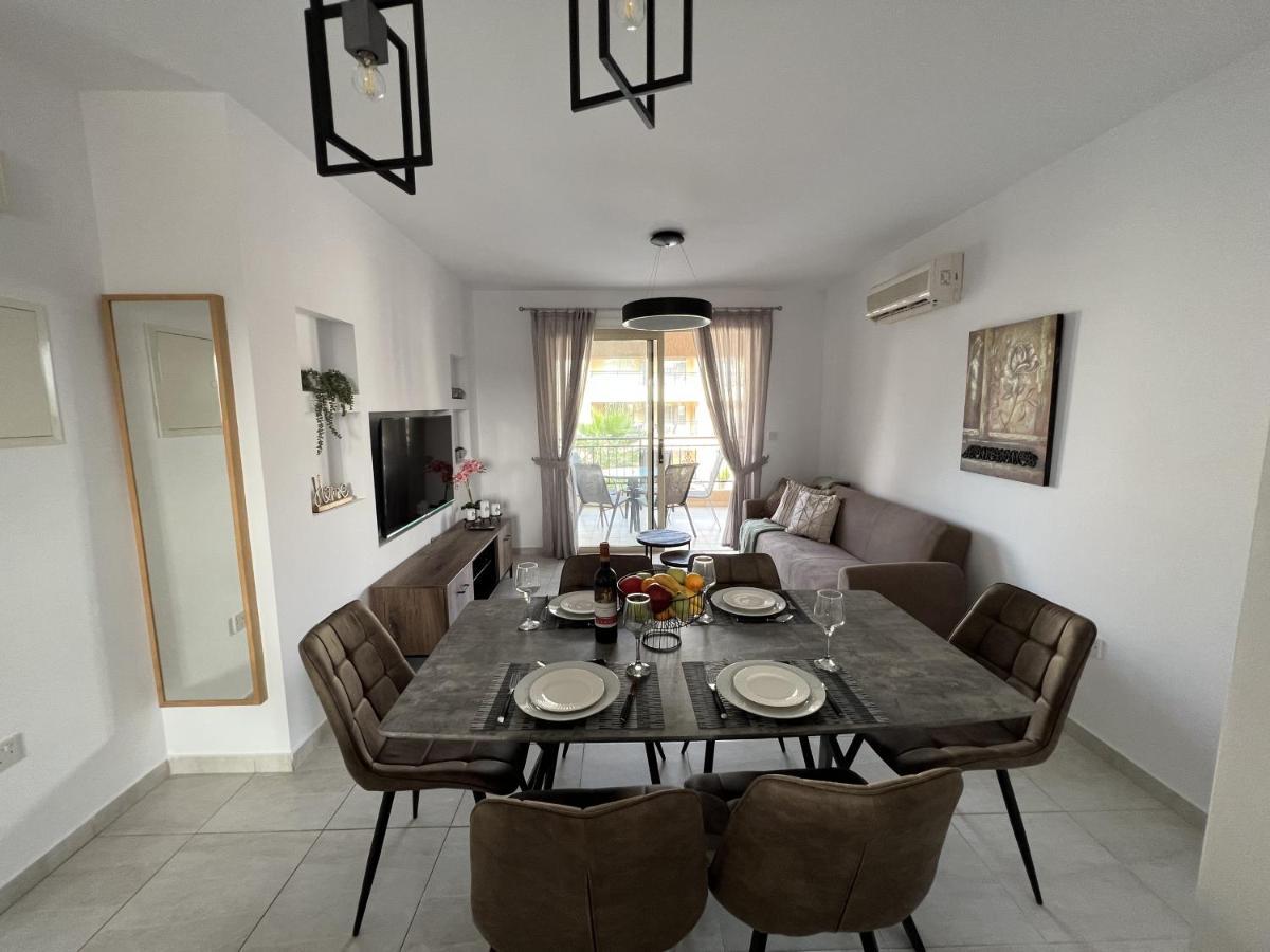 Royal-Seacrest Paphos-Center Vip 아파트 외부 사진