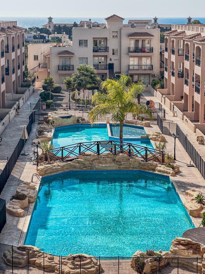 Royal-Seacrest Paphos-Center Vip 아파트 외부 사진