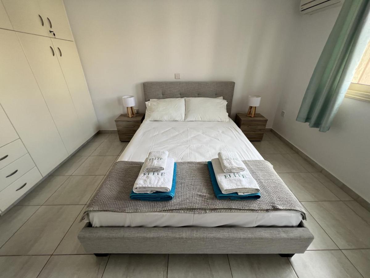 Royal-Seacrest Paphos-Center Vip 아파트 외부 사진