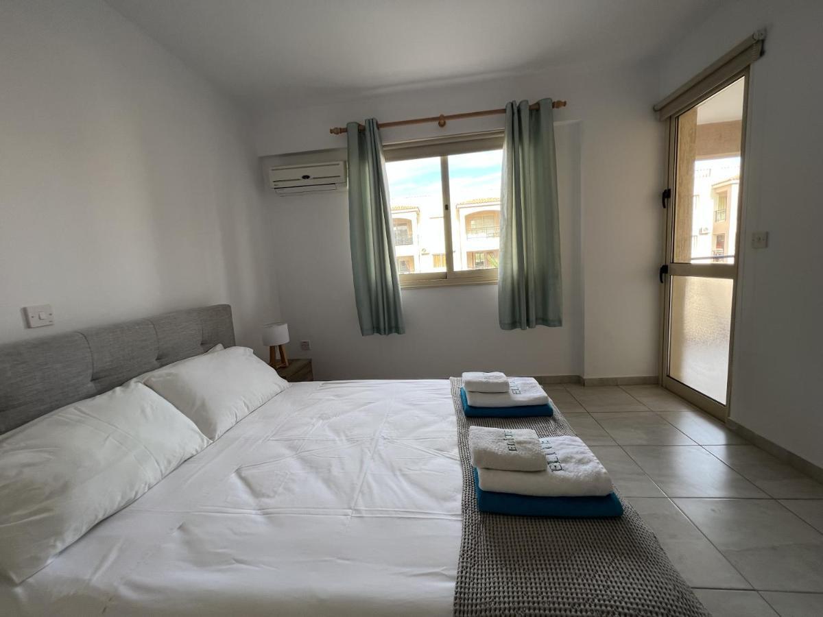 Royal-Seacrest Paphos-Center Vip 아파트 외부 사진