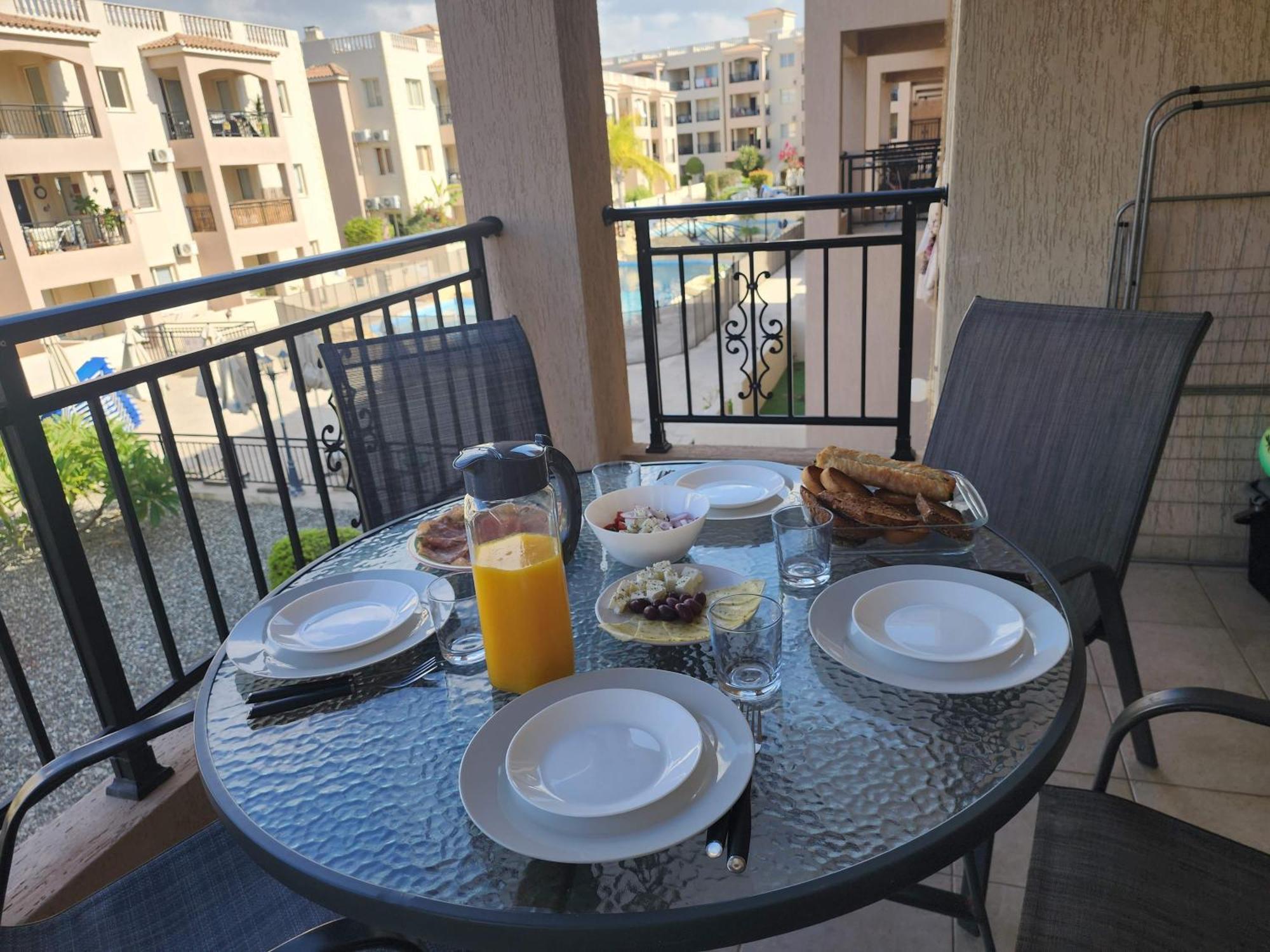 Royal-Seacrest Paphos-Center Vip 아파트 외부 사진